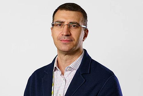 Борис Эбзеев, генеральный директор компании «Россети Центр». Фото: energostrana.ru boris_ebseev_rosseti.jpg